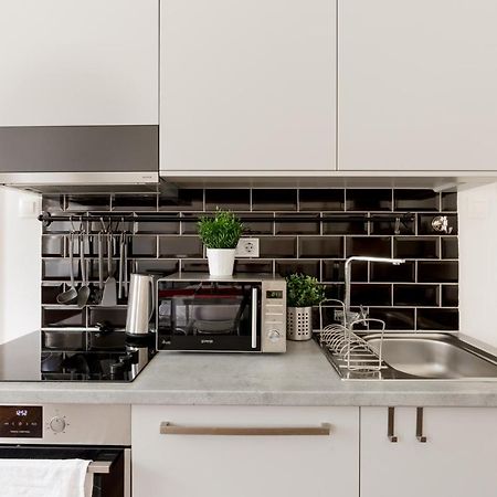 Red Dot Two - New Unit In The Heart Of Party Town Apartment บูดาเปสต์ ภายนอก รูปภาพ